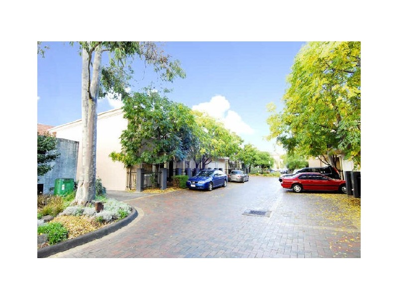 6 Continental Way, Prahran VIC 3181