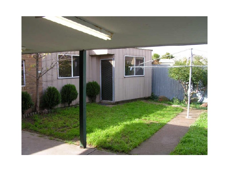 42 Ferris Ave, Deer Park VIC 3023