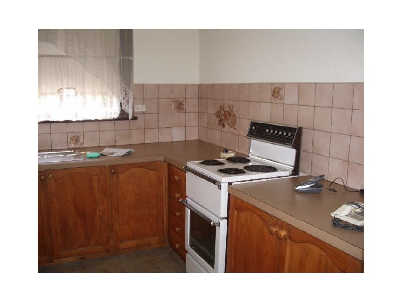 8 View Street, Footscray VIC 3011