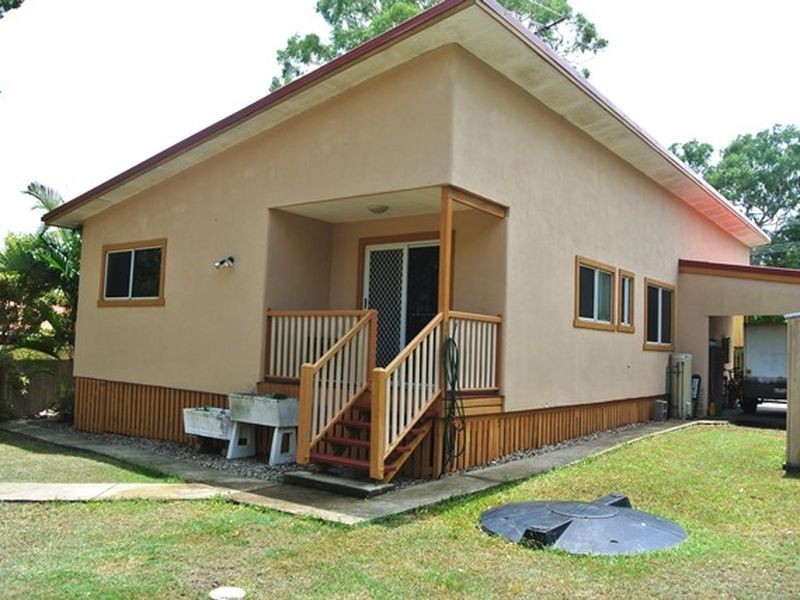 10 Dalpura Street, Macleay Island QLD 4184