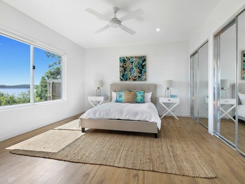 40 Blue Waters Crescent, Macleay Island QLD 4184