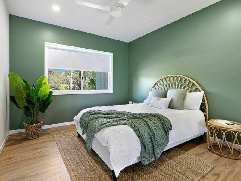 40 Blue Waters Crescent, Macleay Island QLD 4184