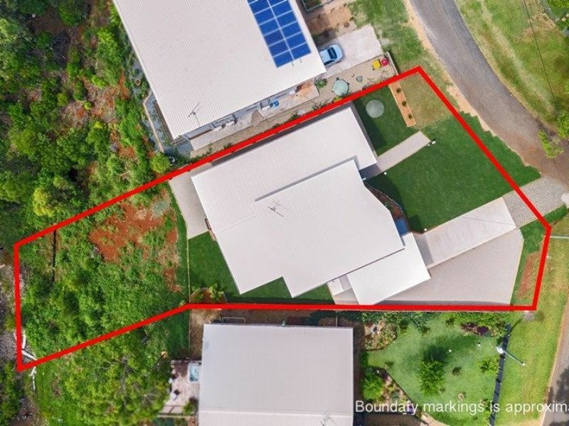 40 Blue Waters Crescent, Macleay Island QLD 4184