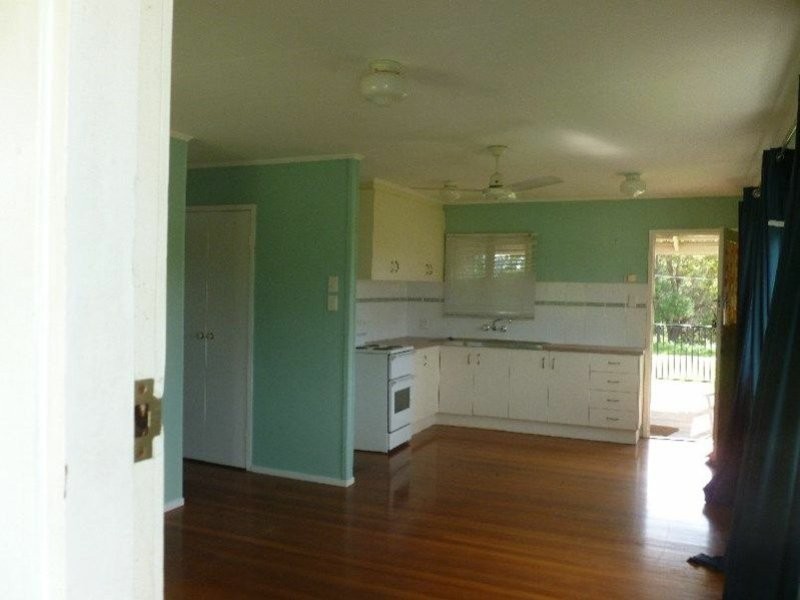1 Squire Street, Macleay Island QLD 4184
