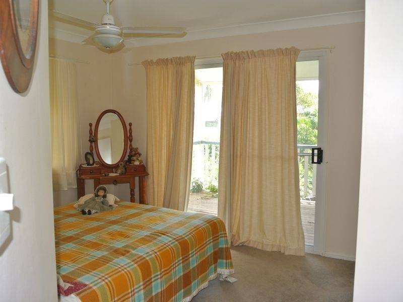 33 Orion Street, Macleay Island QLD 4184