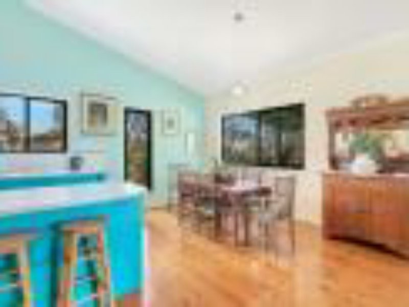 7-8 Boat Harbour Avenue, Macleay Island QLD 4184