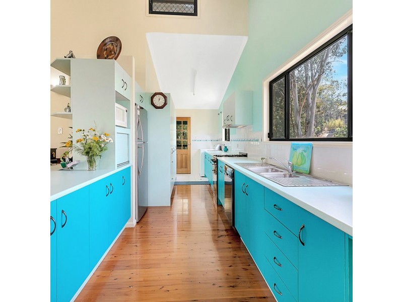 7-8 Boat Harbour Avenue, Macleay Island QLD 4184