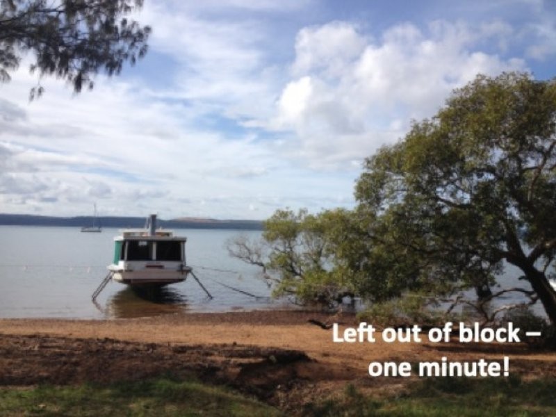 11 Oomool Street, Macleay Island QLD 4184