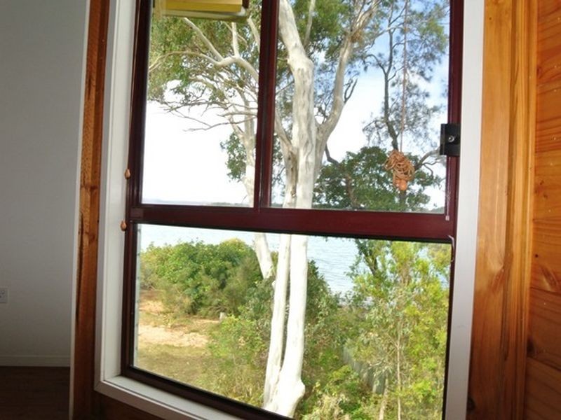 35 Jan Street, Macleay Island QLD 4184