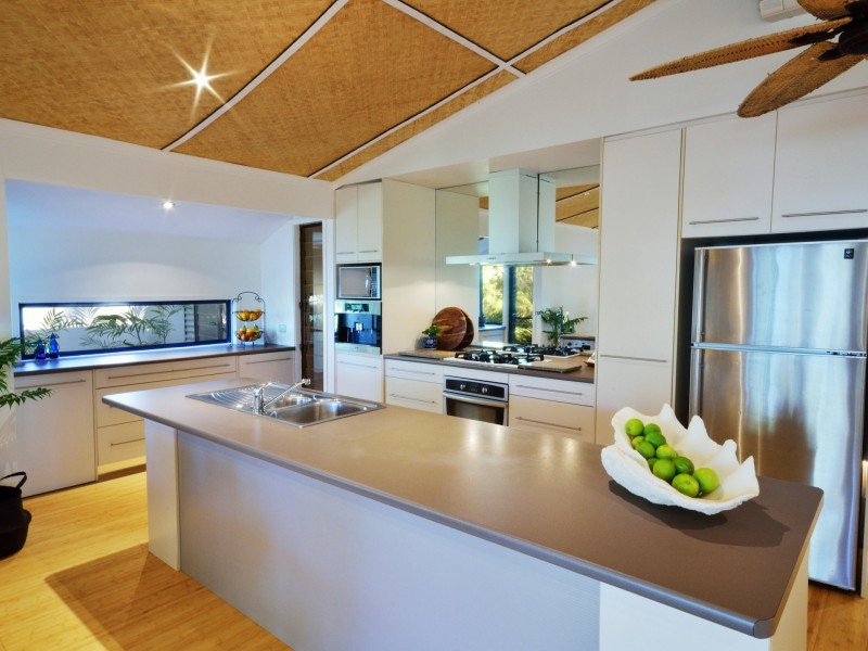 72 Beelong Street, Macleay Island QLD 4184