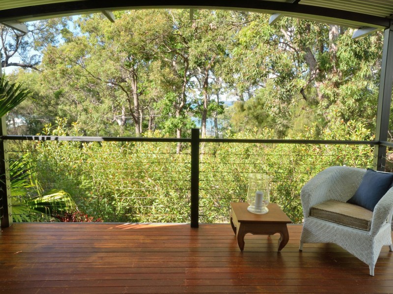 72 Beelong Street, Macleay Island QLD 4184