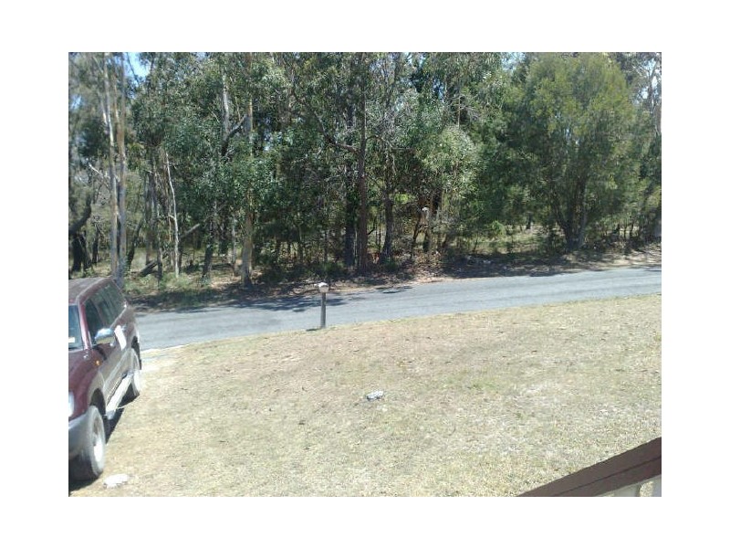 17 Baracoota Street, Macleay Island QLD 4184