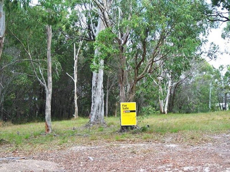 32 Cathy Street, Macleay Island QLD 4184