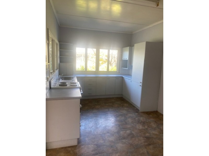 8 Gratton Terrace, Wynnum QLD 4178