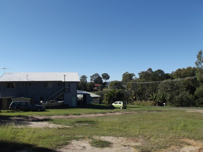 38 Francis Road, Macleay Island QLD 4184