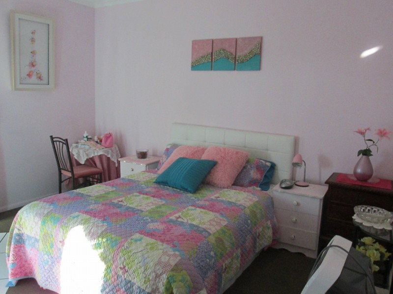 39 Tingara Street, Macleay Island QLD 4184