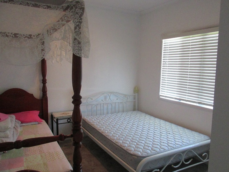 39 Tingara Street, Macleay Island QLD 4184