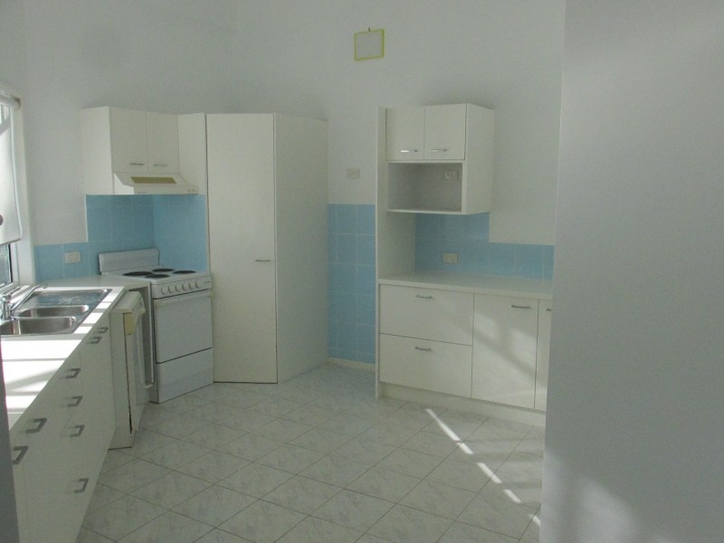 39 Tingara Street, Macleay Island QLD 4184