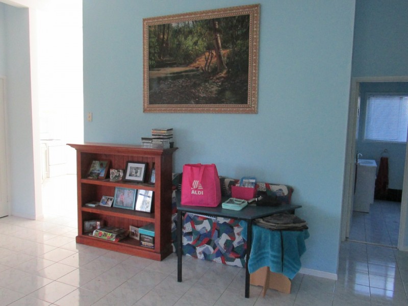 39 Tingara Street, Macleay Island QLD 4184