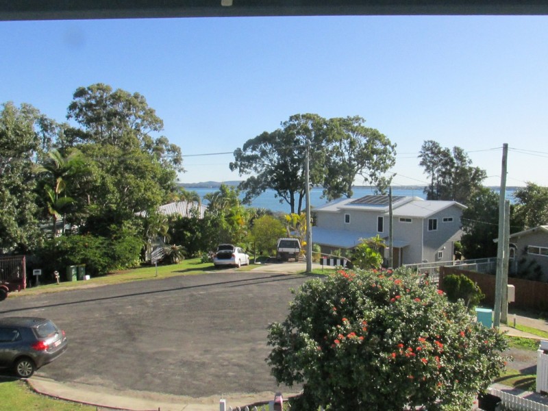 39 Tingara Street, Macleay Island QLD 4184