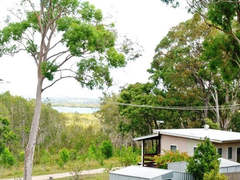 1 Charles Terrace, Macleay Island QLD 4184