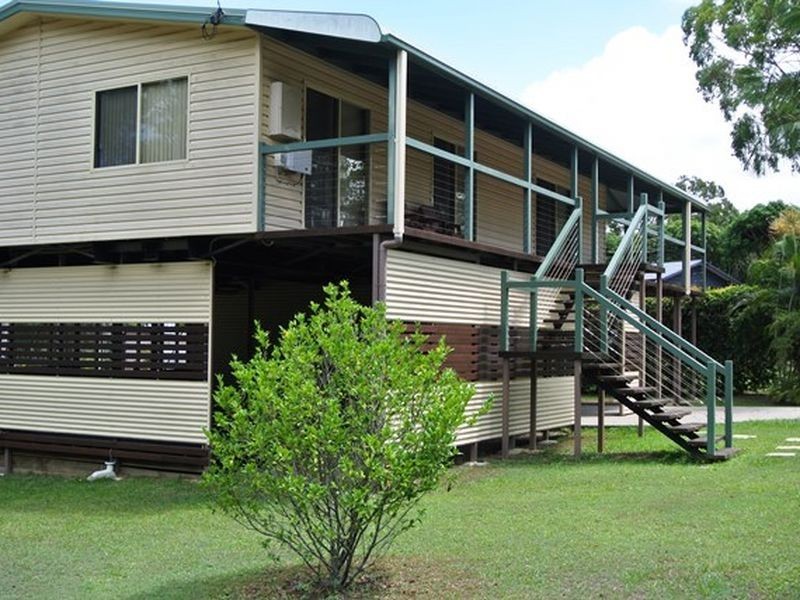 1 Charles Terrace, Macleay Island QLD 4184