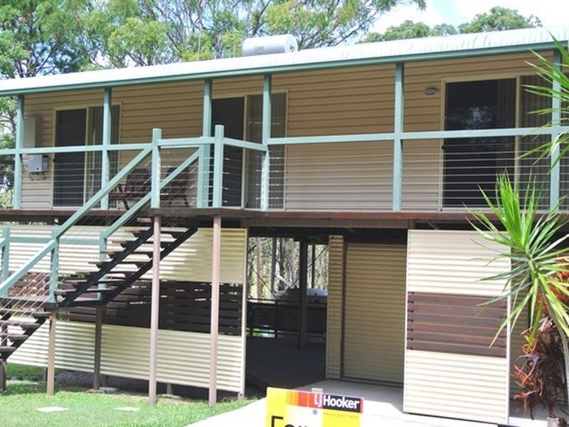 1 Charles Terrace, Macleay Island QLD 4184