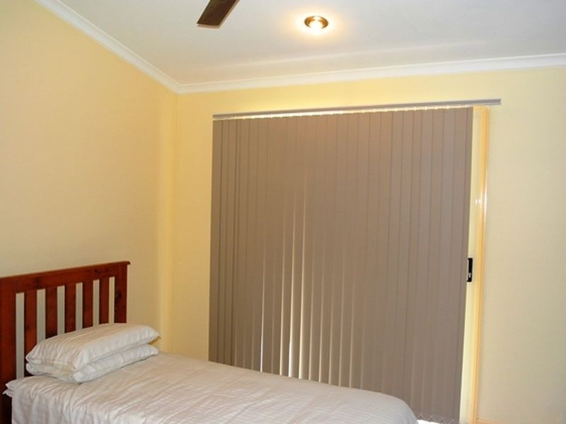 1 Charles Terrace, Macleay Island QLD 4184