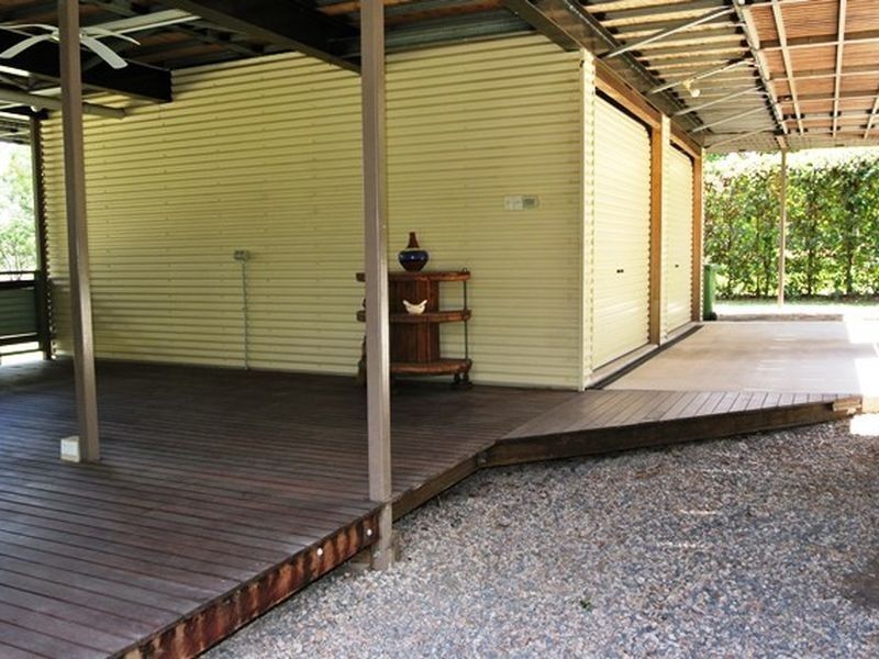 1 Charles Terrace, Macleay Island QLD 4184
