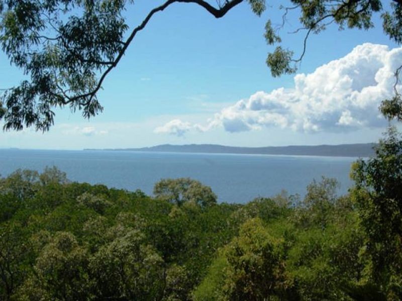 79 Perulpa Drive, Lamb Island QLD 4184
