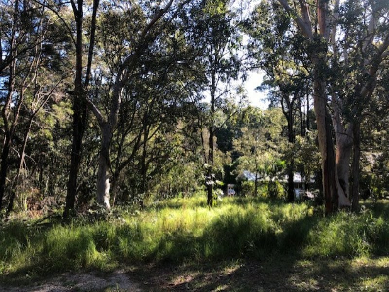 13 Devaney Street, Macleay Island QLD 4184