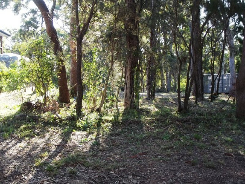 9 Ray Street, Macleay Island QLD 4184