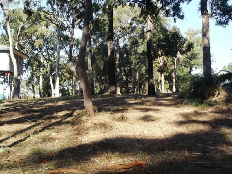 9 Ray Street, Macleay Island QLD 4184