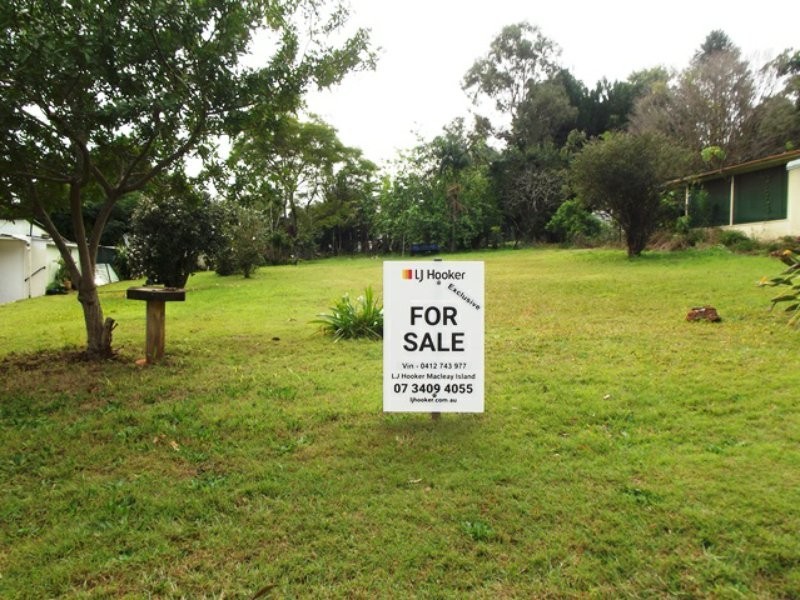 11 Scarborough Terrace, Macleay Island QLD 4184