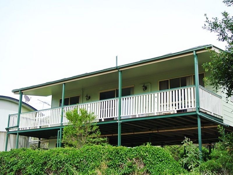 2 Mawarra Street, Macleay Island QLD 4184