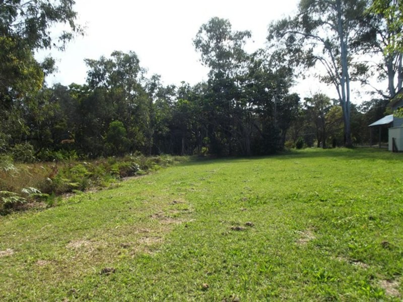 80 Hastings Terrace, Macleay Island QLD 4184