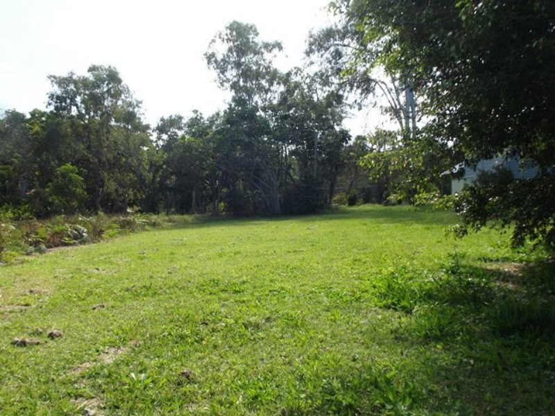 80 Hastings Terrace, Macleay Island QLD 4184