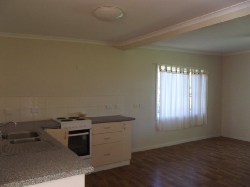 26 Vine Street, Macleay Island QLD 4184