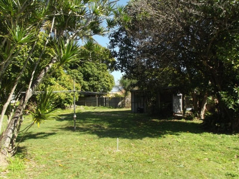 26 Vine Street, Macleay Island QLD 4184