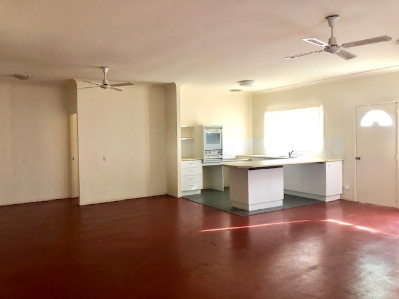 125 Treasure Island Avenue, Karragarra Island QLD 4184