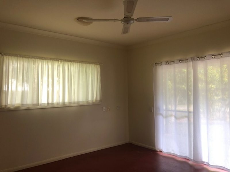 125 Treasure Island Avenue, Karragarra Island QLD 4184