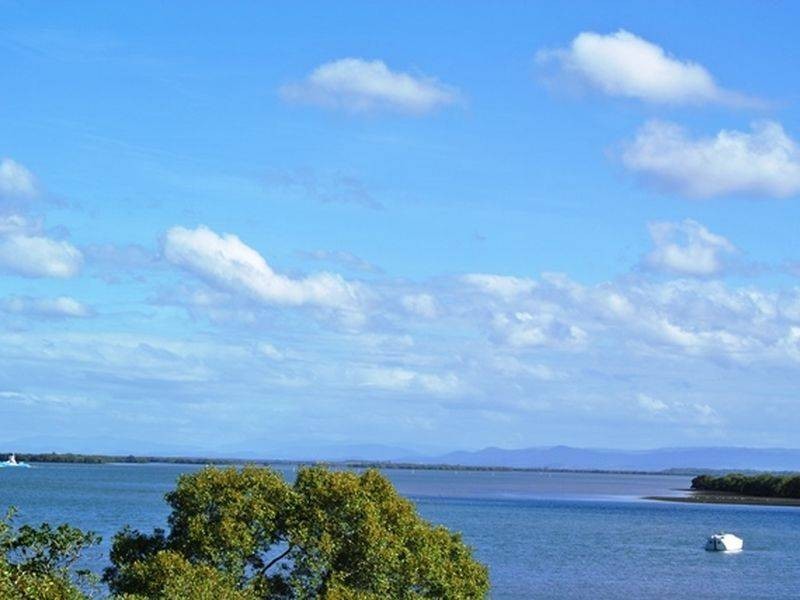 52 Western Road, Macleay Island QLD 4184
