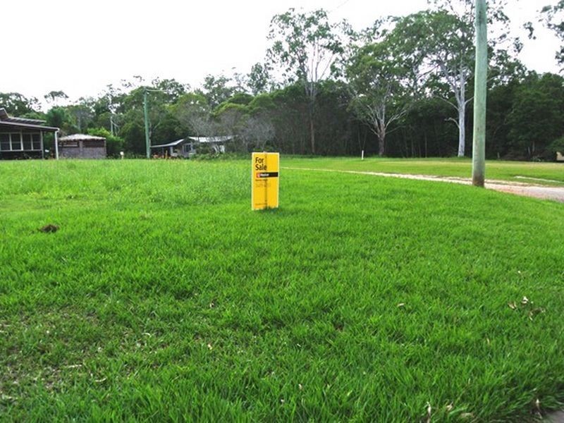 5 Thomas Street, Macleay Island QLD 4184