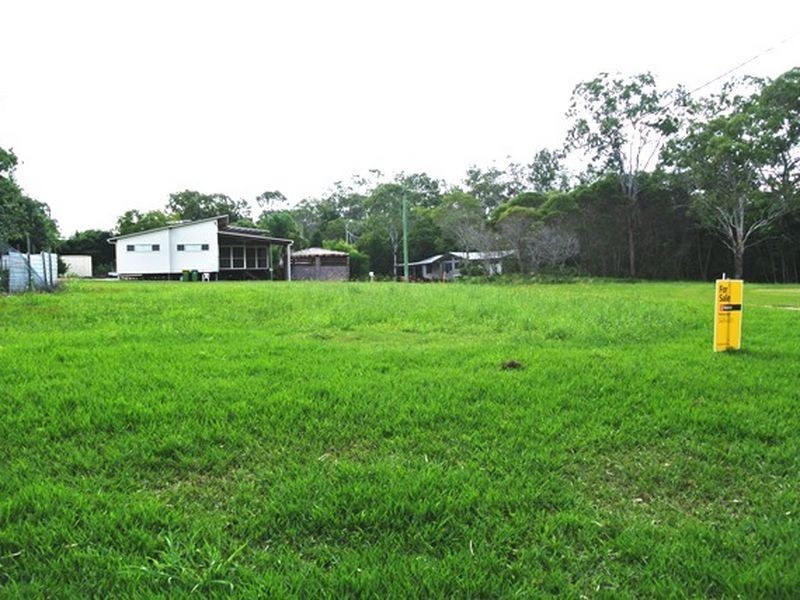 5 Thomas Street, Macleay Island QLD 4184
