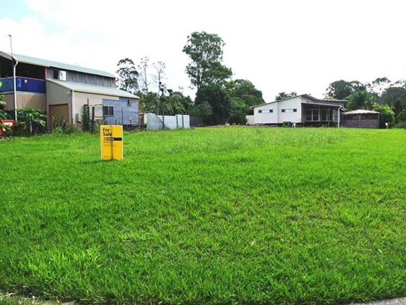 5 Thomas Street, Macleay Island QLD 4184