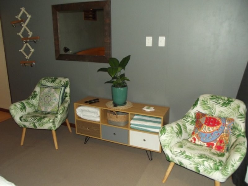 10 Cowes Street, Macleay Island QLD 4184