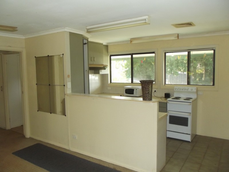 13 Coffea Street, Macleay Island QLD 4184