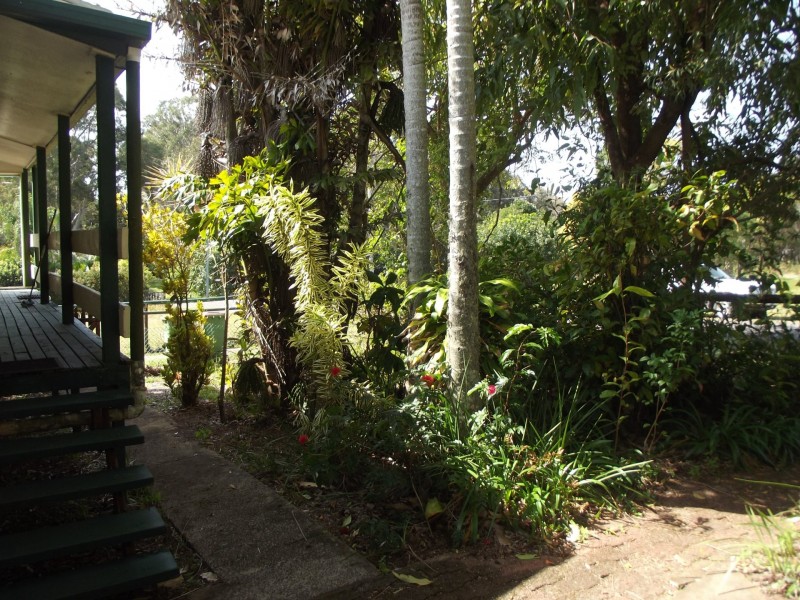 13 Coffea Street, Macleay Island QLD 4184