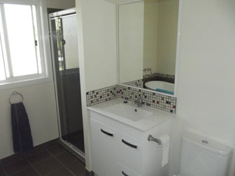 26 President Terrace, Macleay Island QLD 4184