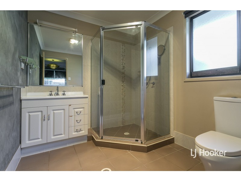 37 Portland Parade, Redland Bay QLD 4165